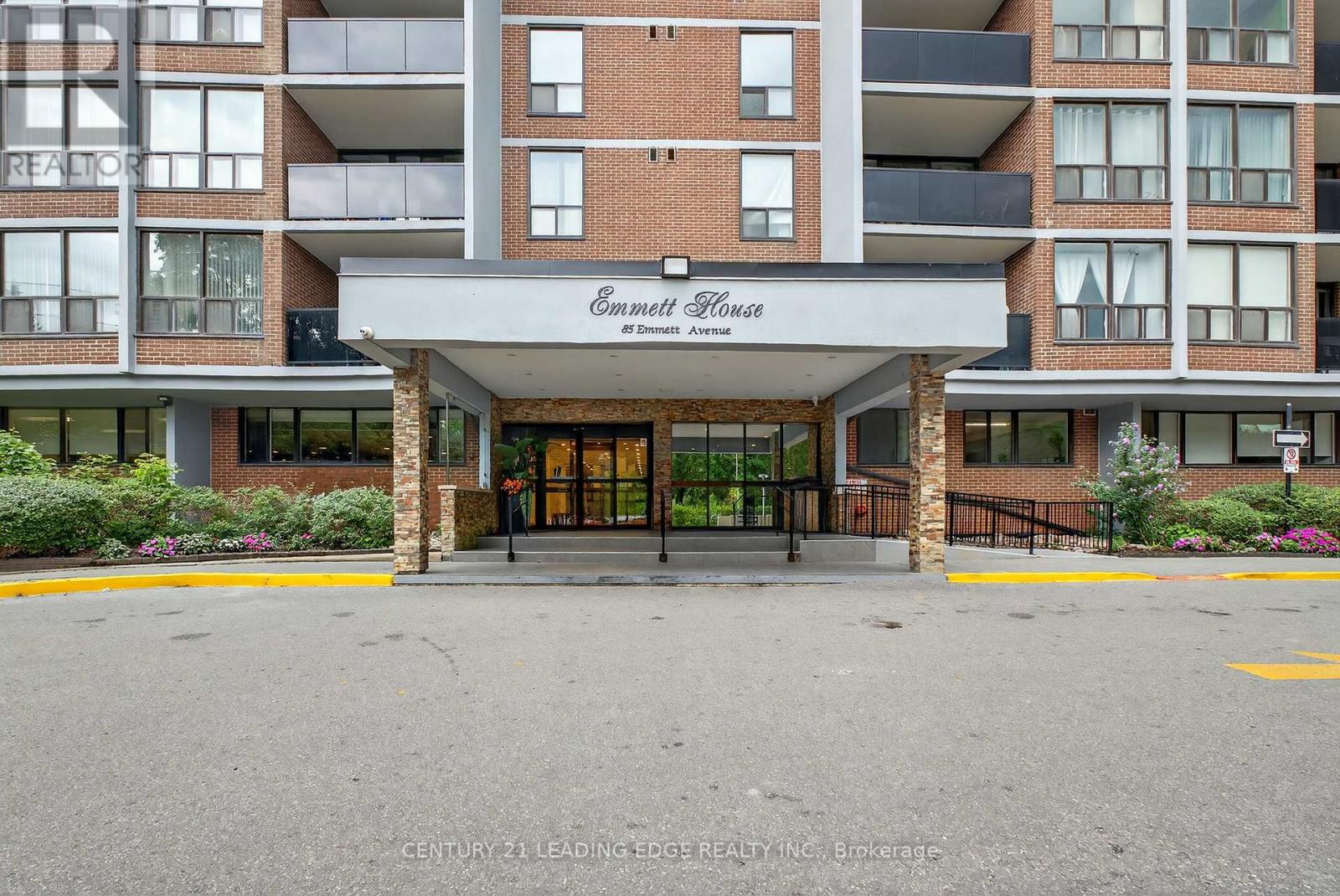 1802 - 85 Emmett Avenue, Toronto (mount Dennis), Ontario