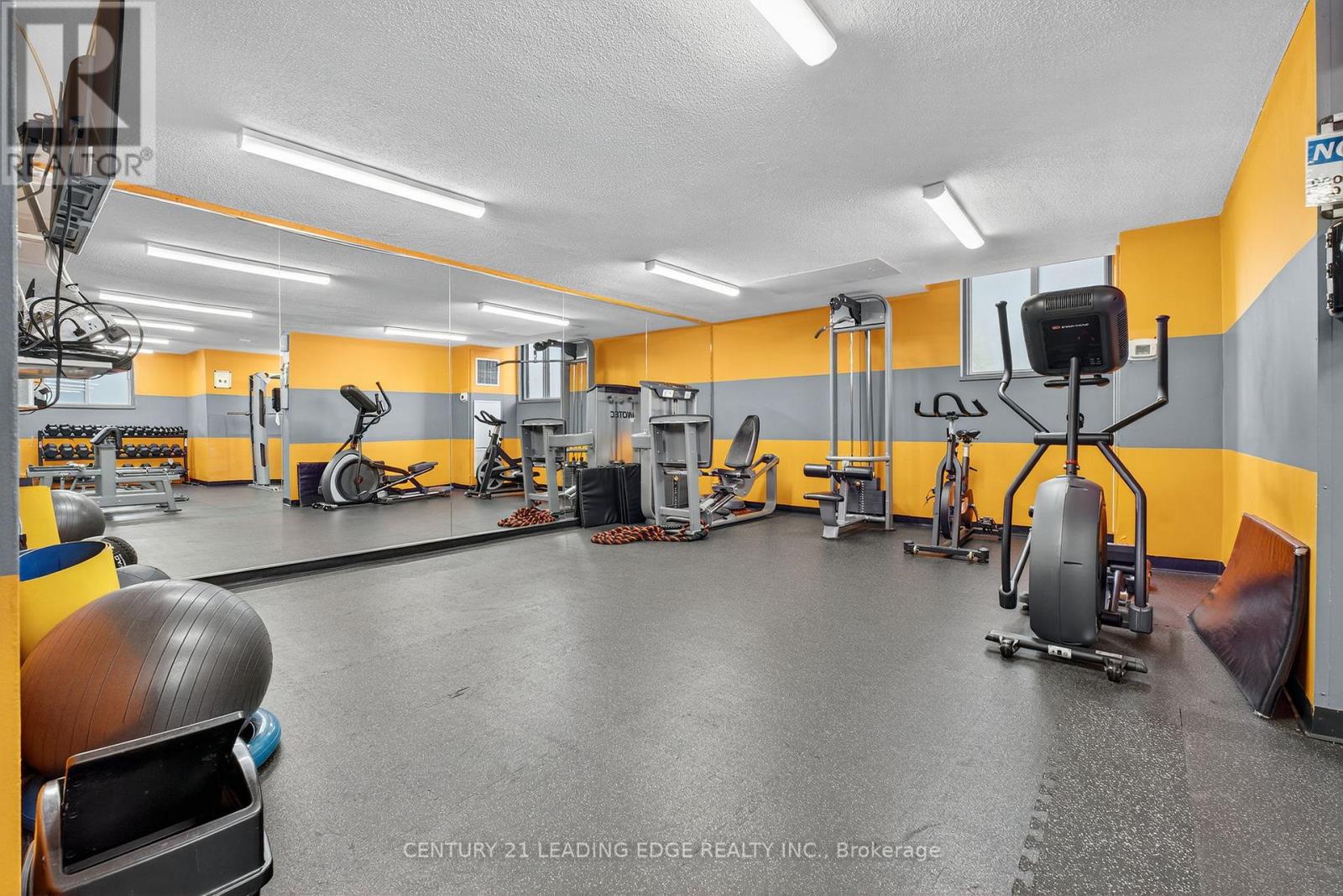 1802 - 85 Emmett Avenue, Toronto (mount Dennis), Ontario