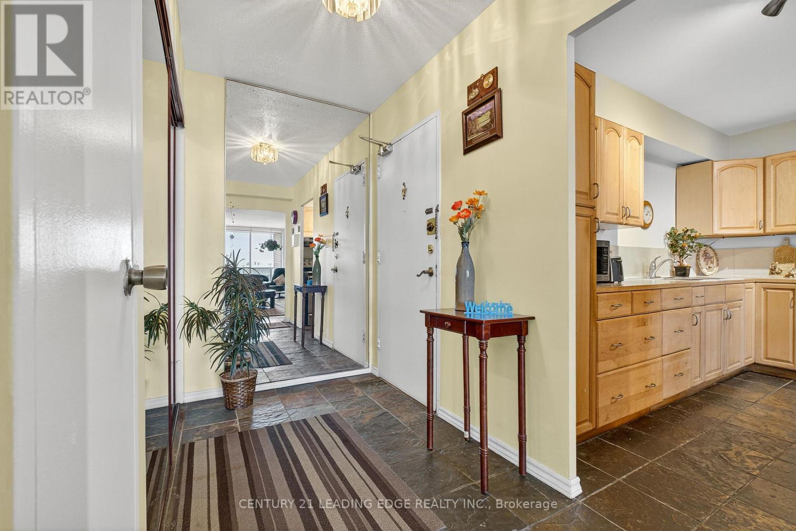 1802 - 85 Emmett Avenue, Toronto (mount Dennis), Ontario