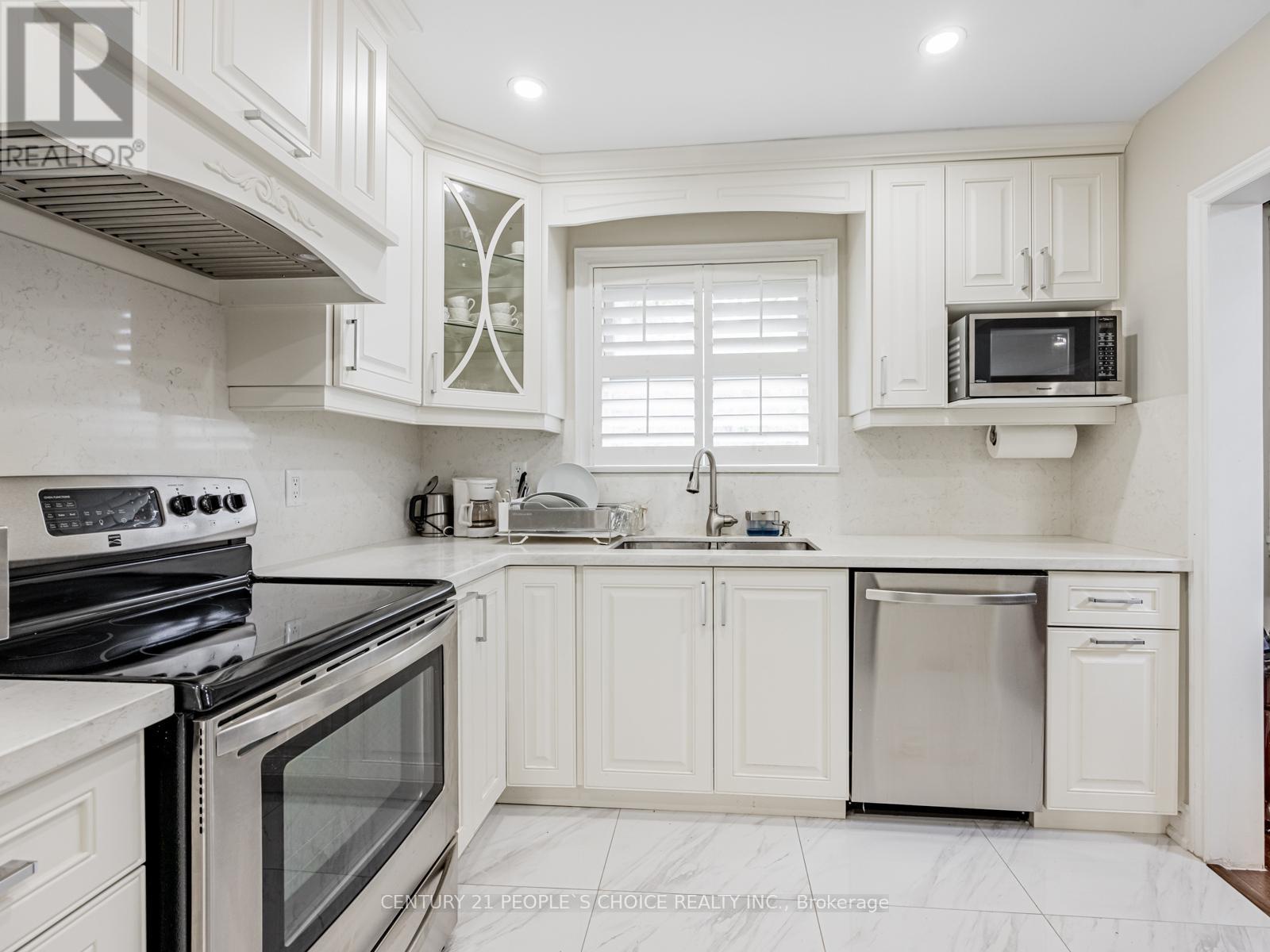 43 Shendale Drive, Toronto (elms-old Rexdale), Ontario