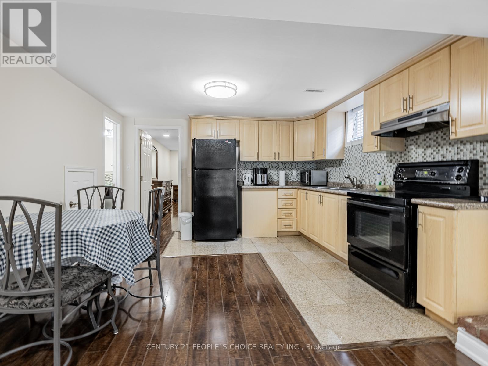 43 Shendale Drive, Toronto (elms-old Rexdale), Ontario