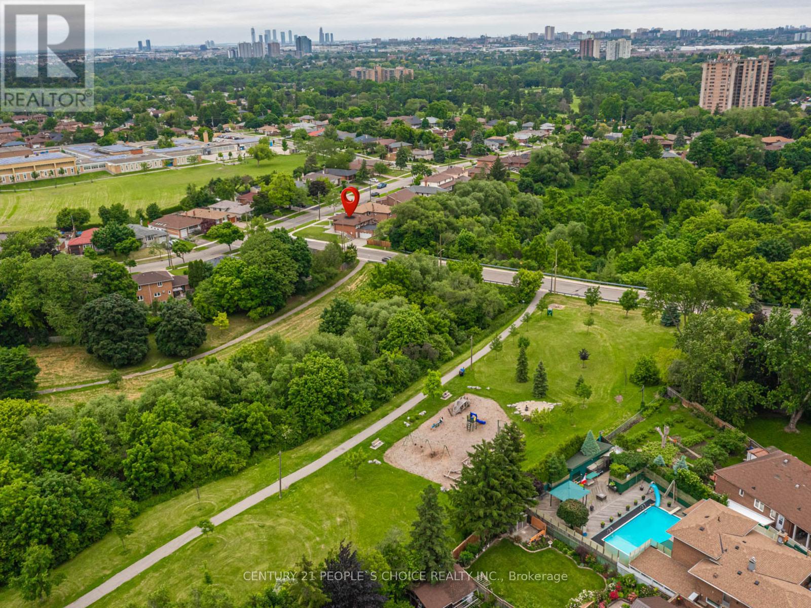 43 Shendale Drive, Toronto (elms-old Rexdale), Ontario