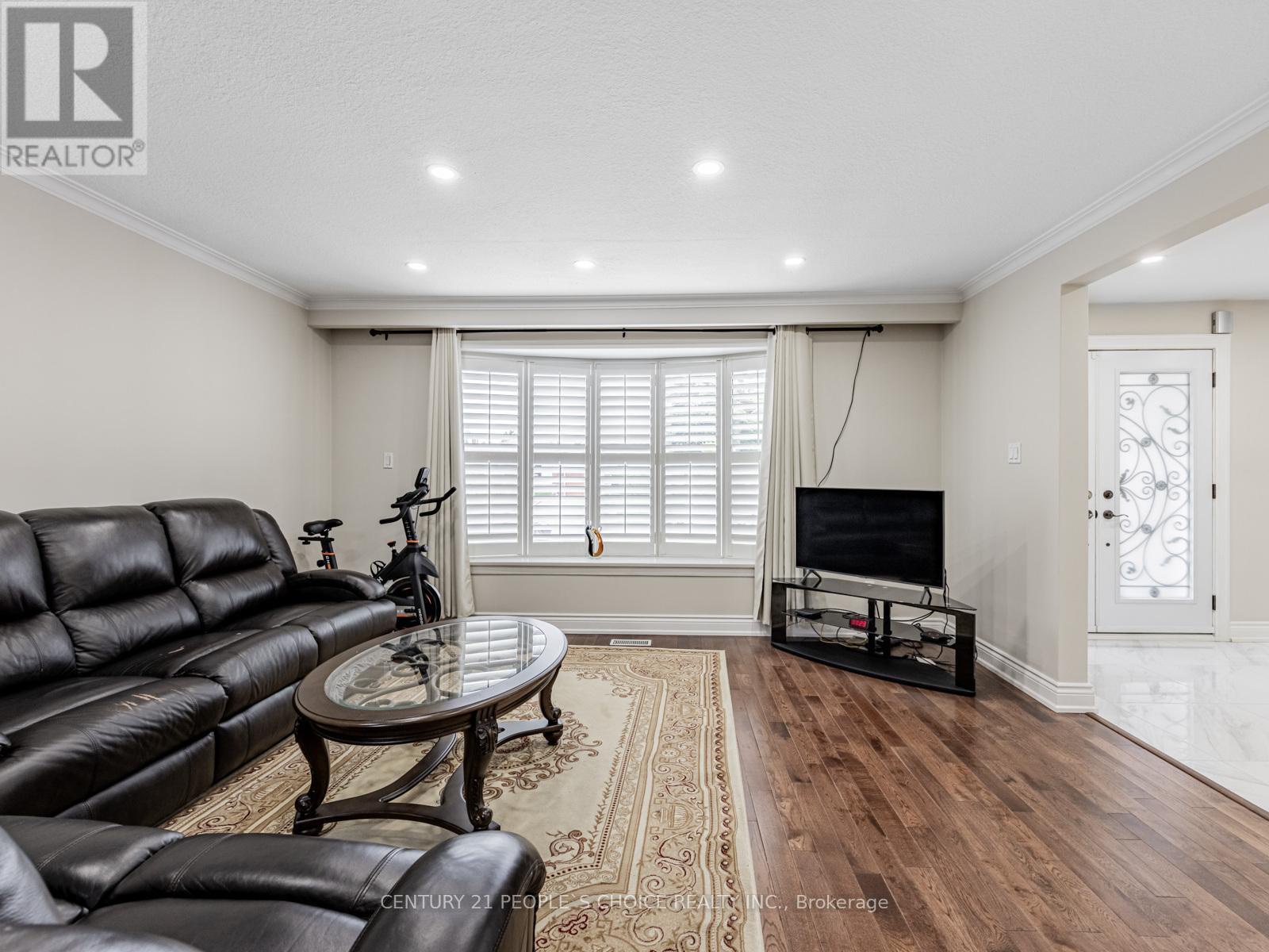 43 Shendale Drive, Toronto (elms-old Rexdale), Ontario