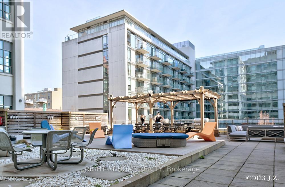 217 - 637 Lake Shore Boulevard W, Toronto (niagara), Ontario