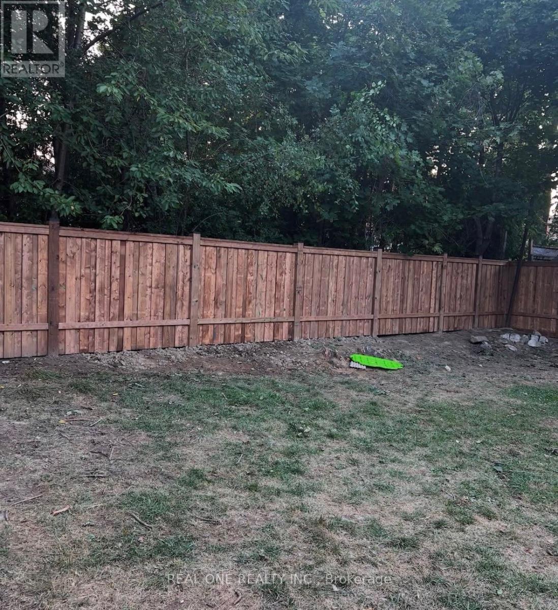 18 Courton Drive, Toronto (wexford-maryvale), Ontario