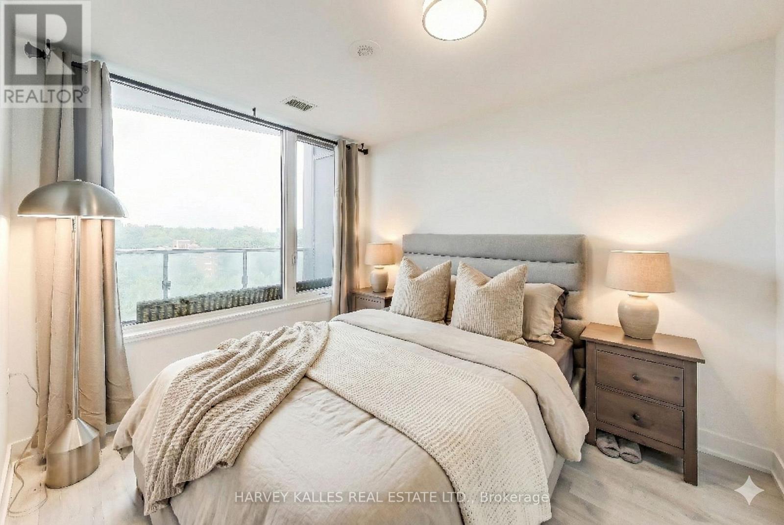 515 - 585 Bloor Street E, Toronto (north St. James Town), Ontario