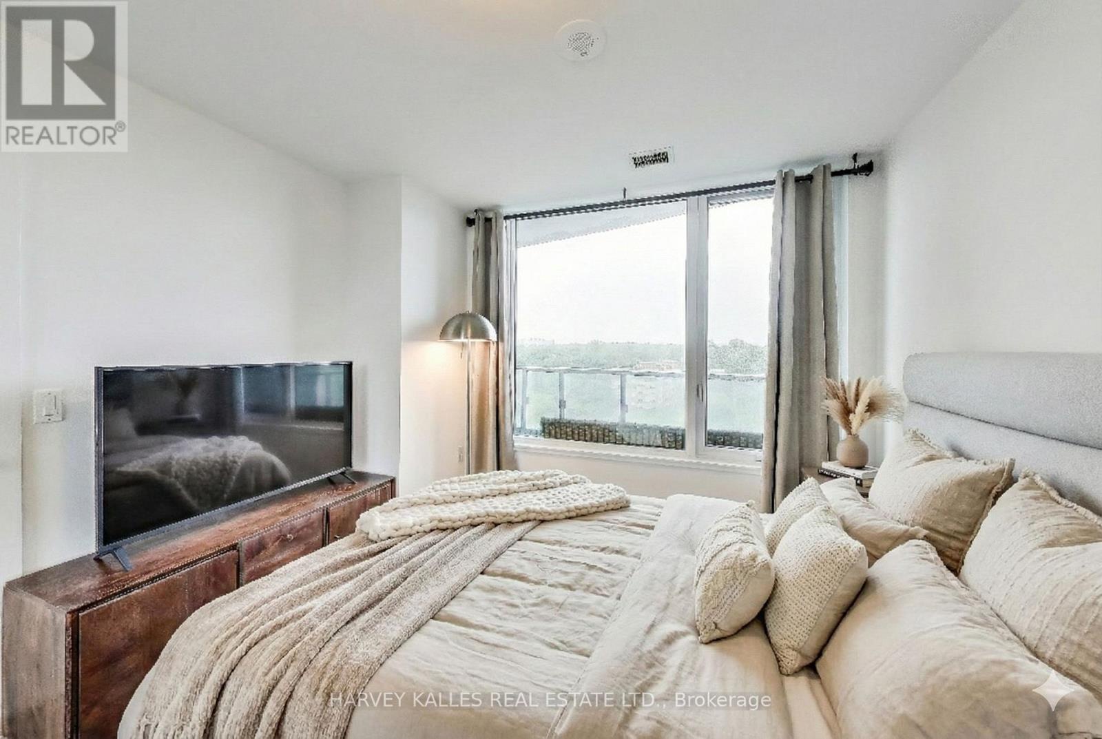 515 - 585 Bloor Street E, Toronto (north St. James Town), Ontario