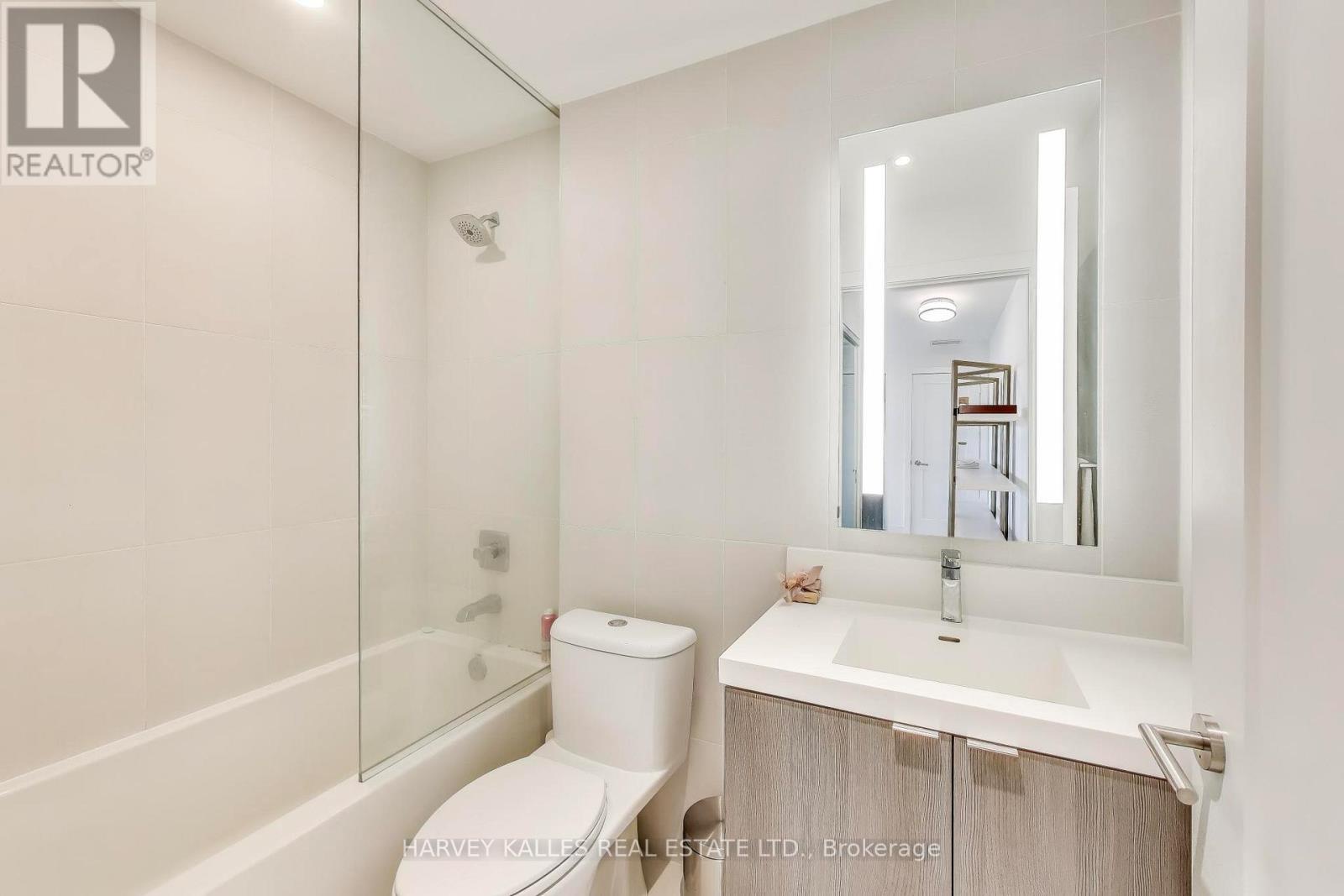 515 - 585 Bloor Street E, Toronto (north St. James Town), Ontario