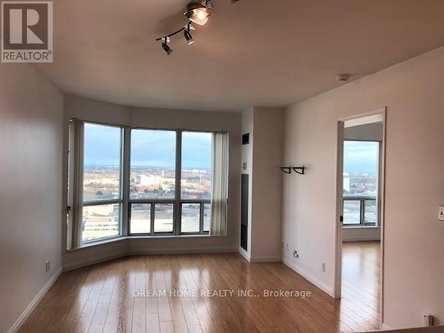 Ph305 - 11 Lee Centre Drive, Toronto (woburn), Ontario