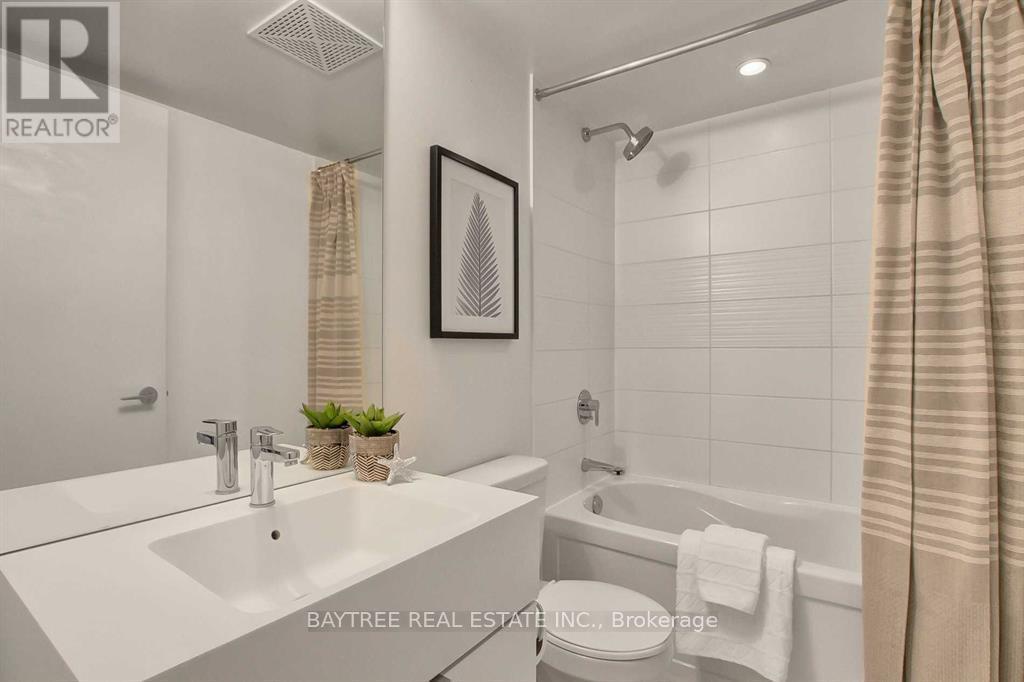 2607 - 21 Iceboat Terrace, Toronto (waterfront Communities), Ontario