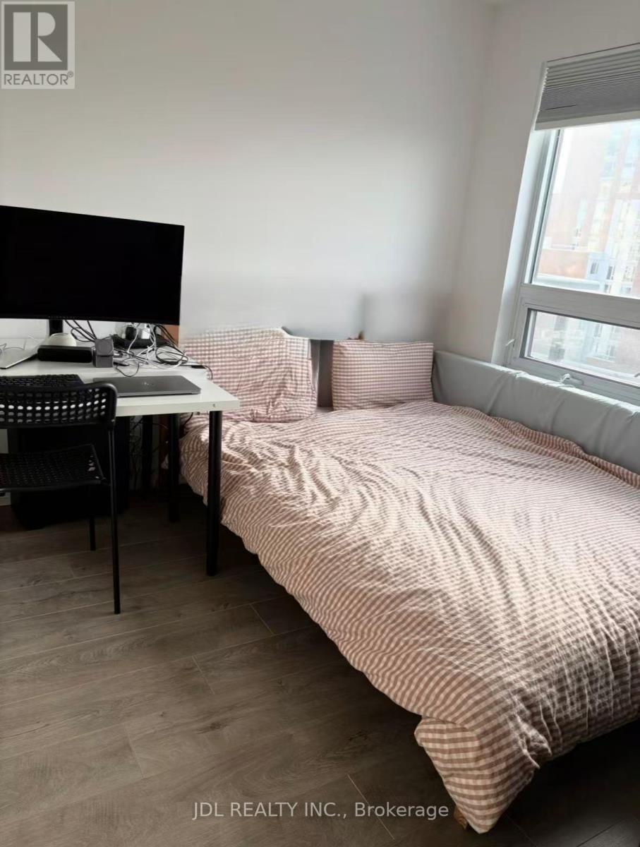 807 - 1420 Dupont Street, Toronto (dovercourt-wallace Emerson-junction), Ontario