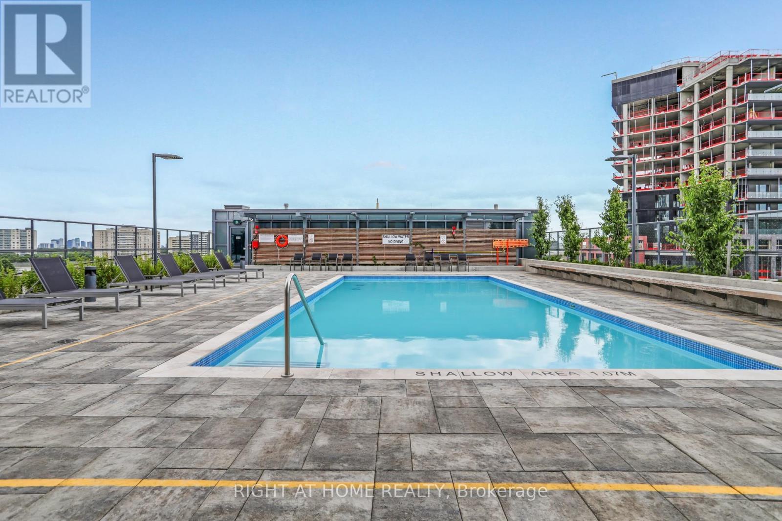 402 - 31 Tippett Road, Toronto (clanton Park), Ontario