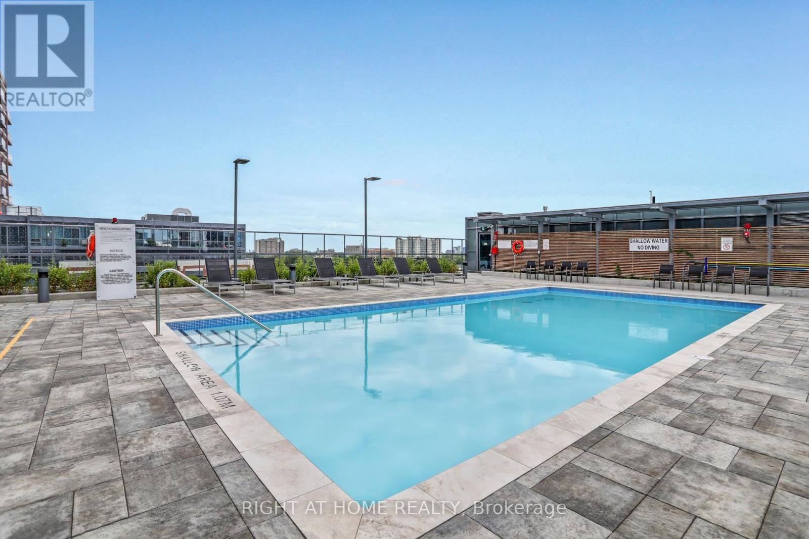 402 - 31 Tippett Road, Toronto (clanton Park), Ontario