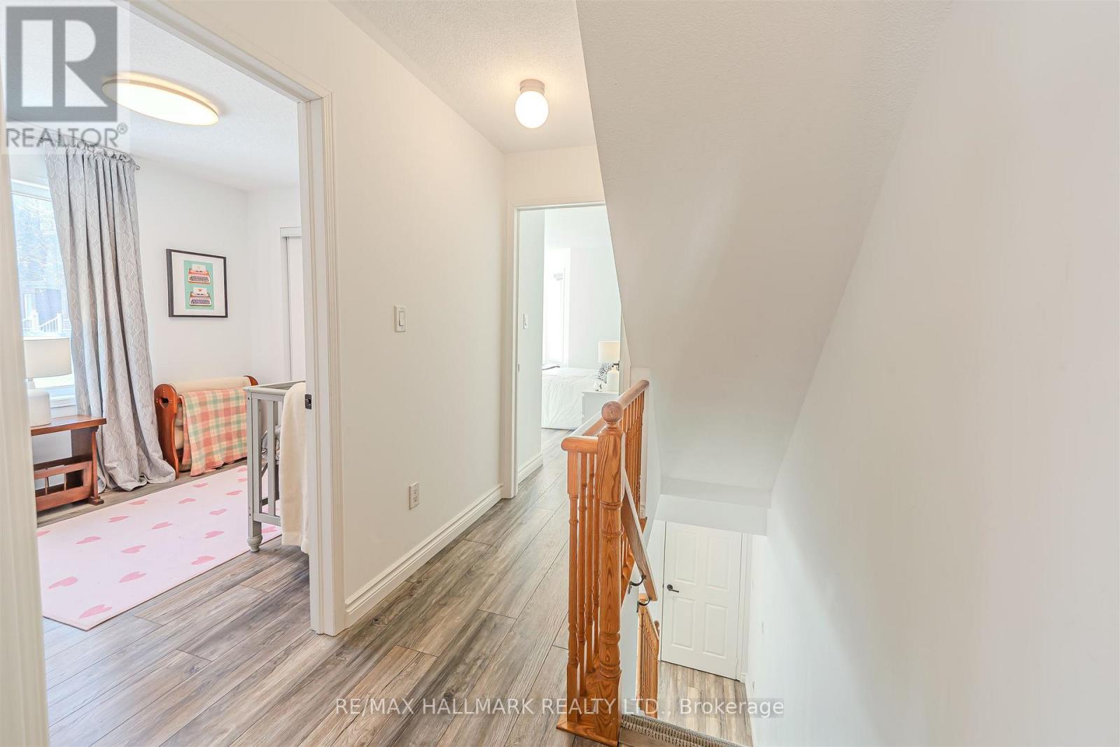 101 - 10 Turntable Crescent, Toronto (dovercourt-wallace Emerson-junction), Ontario