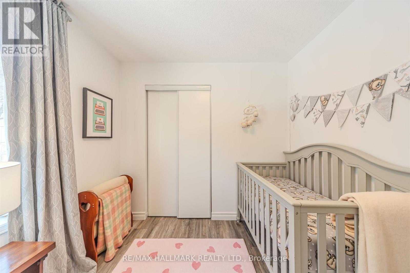 101 - 10 Turntable Crescent, Toronto (dovercourt-wallace Emerson-junction), Ontario