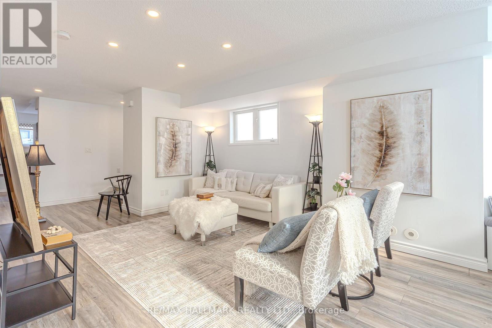 101 - 10 Turntable Crescent, Toronto (dovercourt-wallace Emerson-junction), Ontario