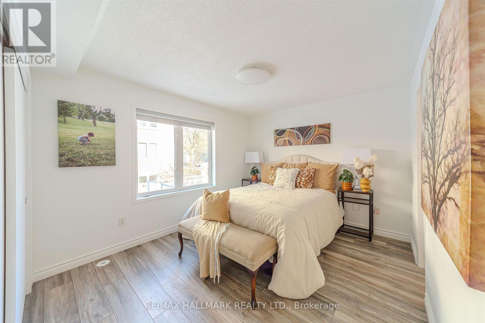 101 - 10 Turntable Crescent, Toronto (dovercourt-wallace Emerson-junction), Ontario