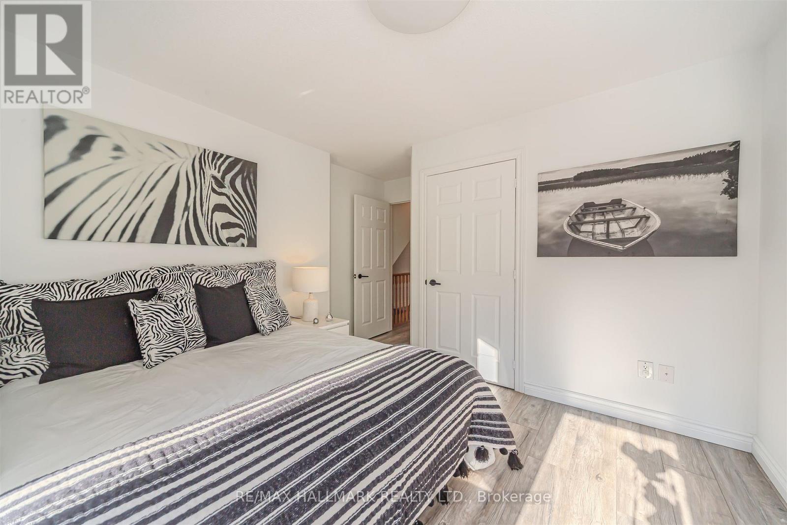 101 - 10 Turntable Crescent, Toronto (dovercourt-wallace Emerson-junction), Ontario