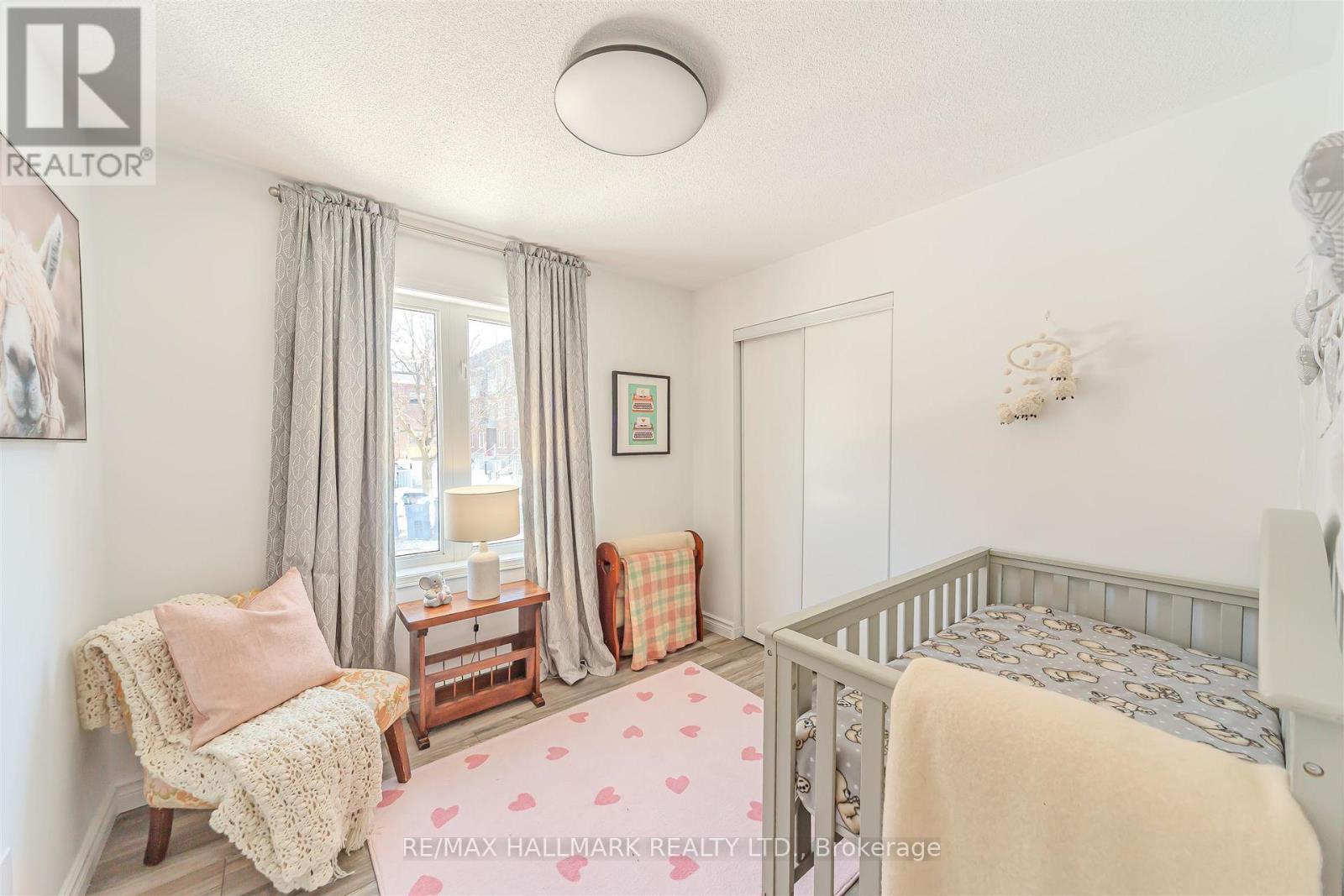 101 - 10 Turntable Crescent, Toronto (dovercourt-wallace Emerson-junction), Ontario