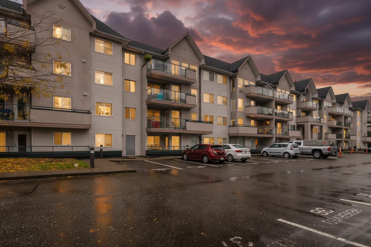 401 33738 King Road, Abbotsford, British Columbia