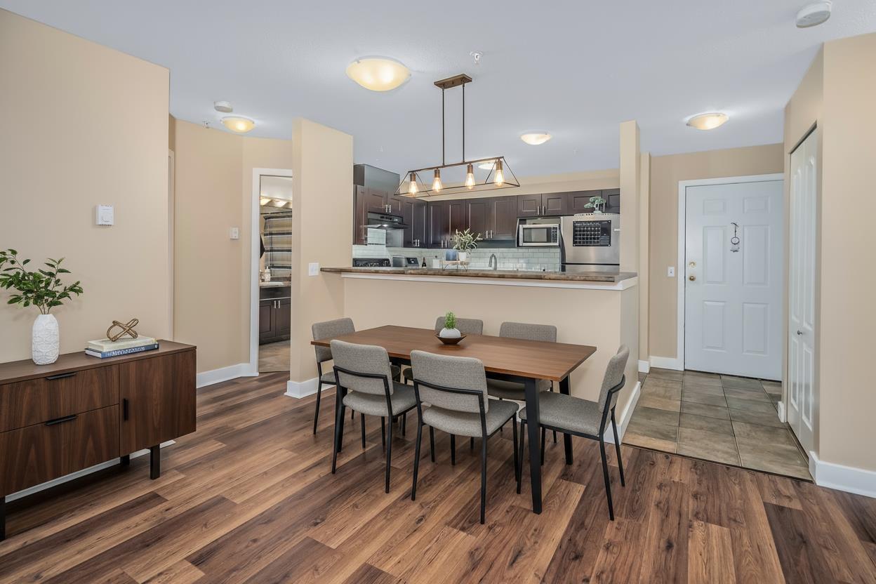 401 33738 King Road, Abbotsford, British Columbia