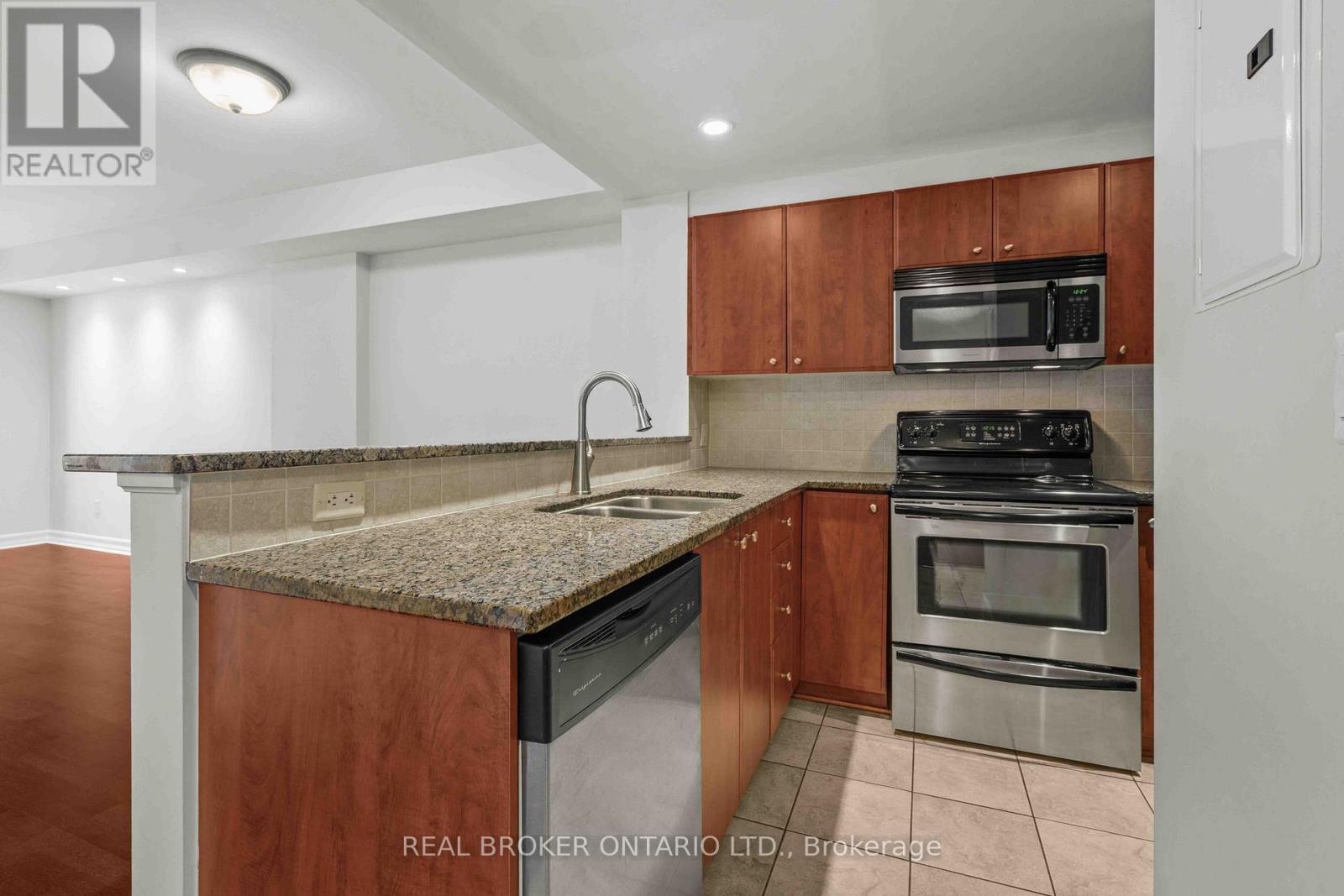 308 - 200 Besserer Street, Ottawa, Ontario