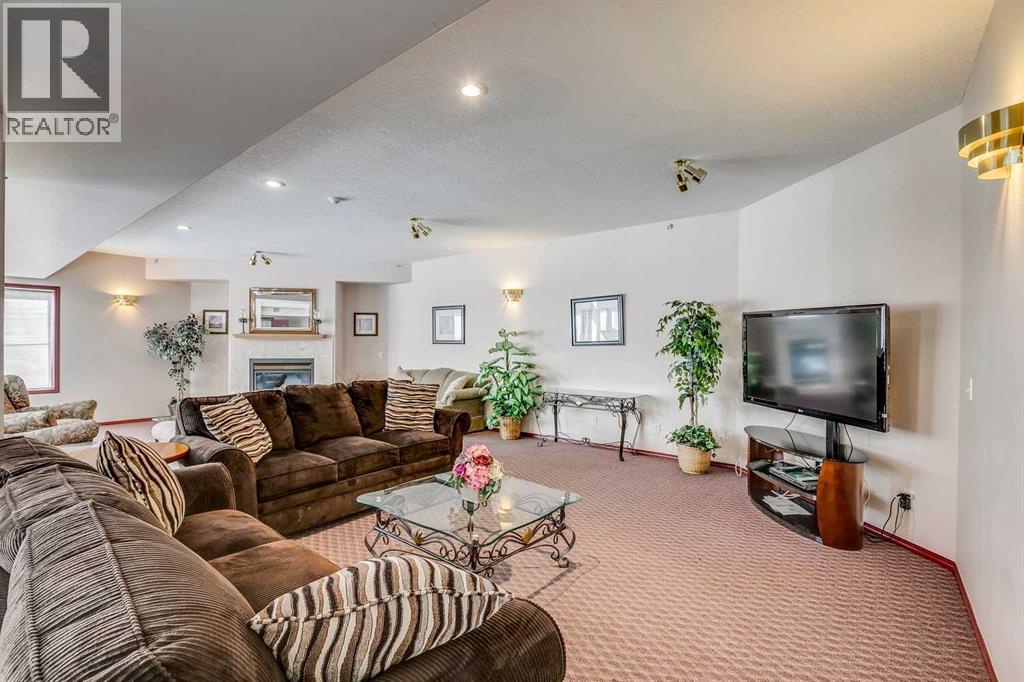 112, 2850 51 Street Sw, Calgary, Alberta