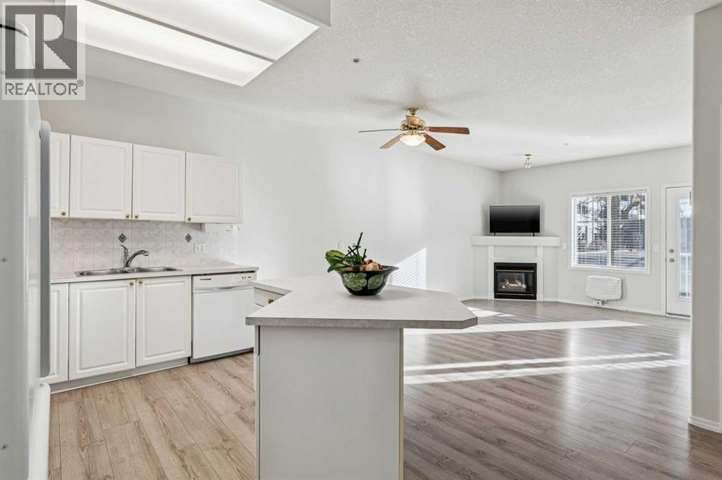 112, 2850 51 Street Sw, Calgary, Alberta