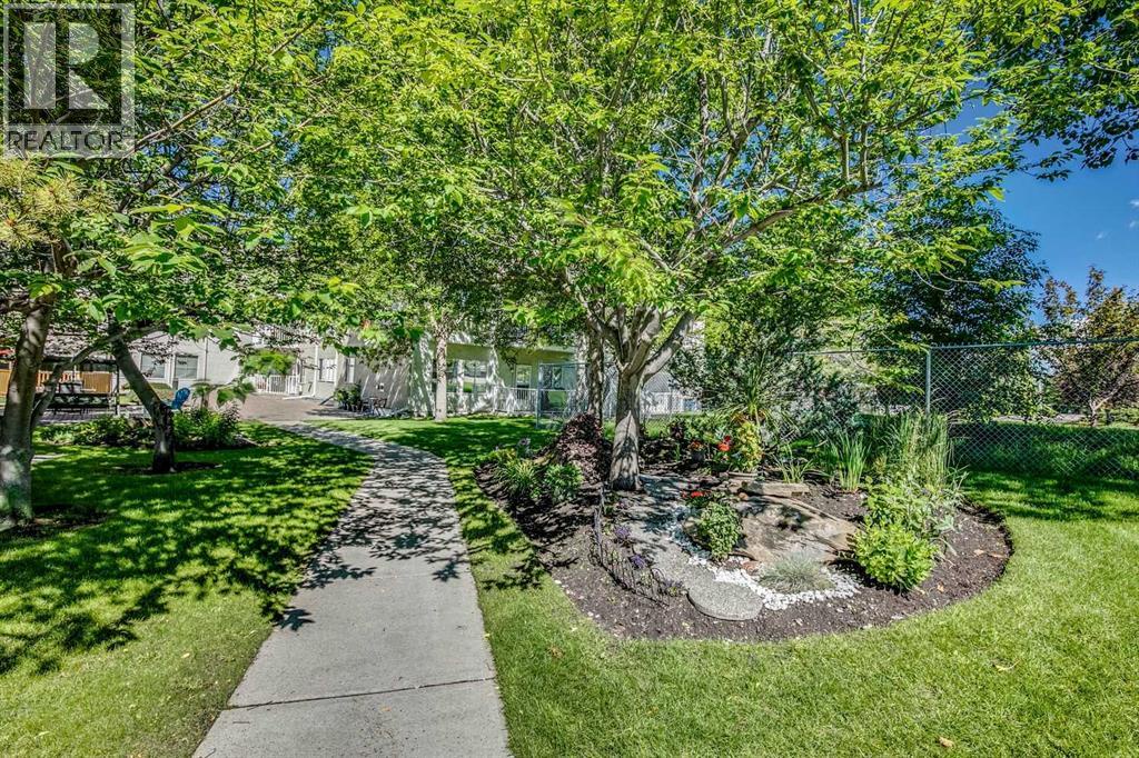 112, 2850 51 Street Sw, Calgary, Alberta