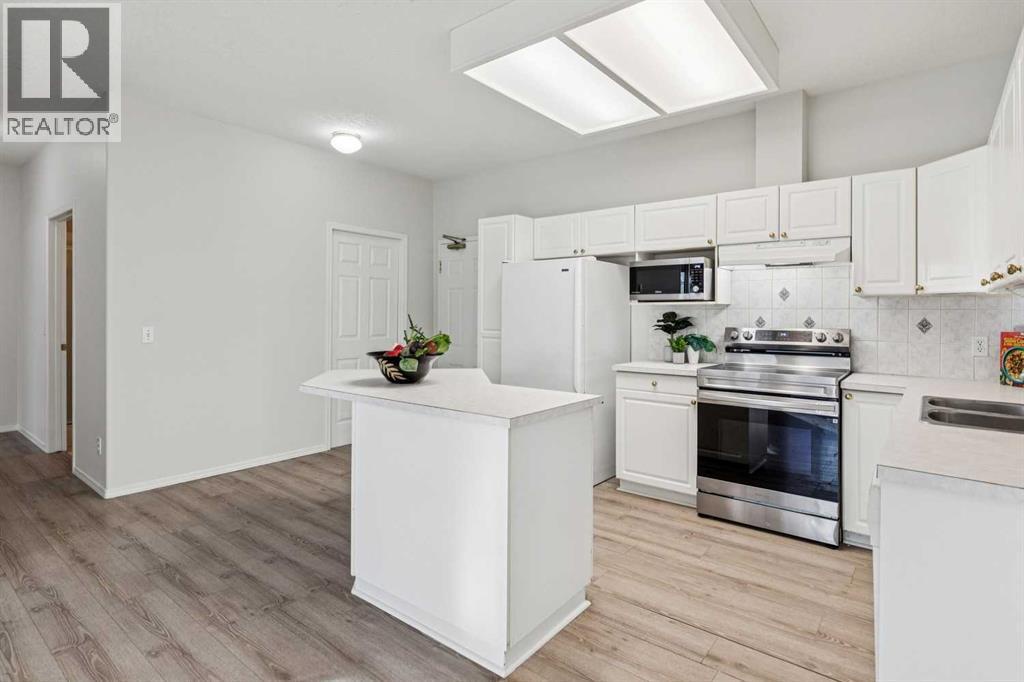 112, 2850 51 Street Sw, Calgary, Alberta