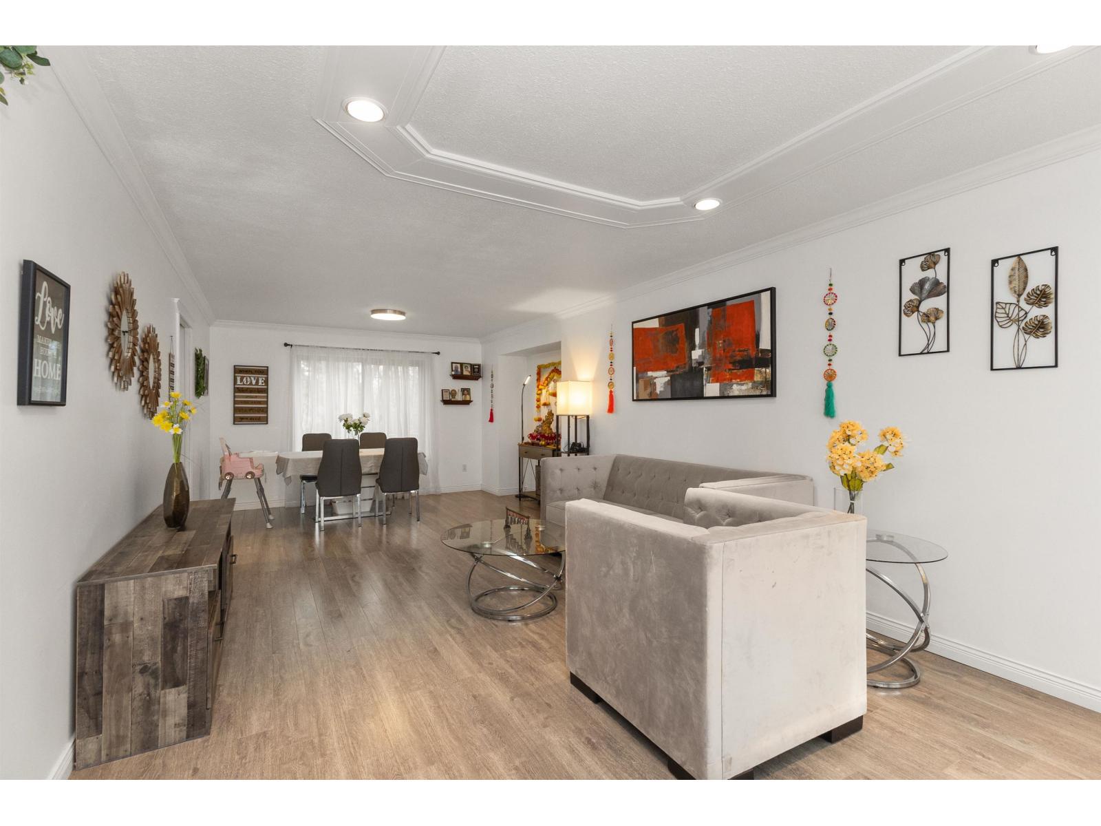 32507 Qualicum Place Place, Abbotsford, British Columbia