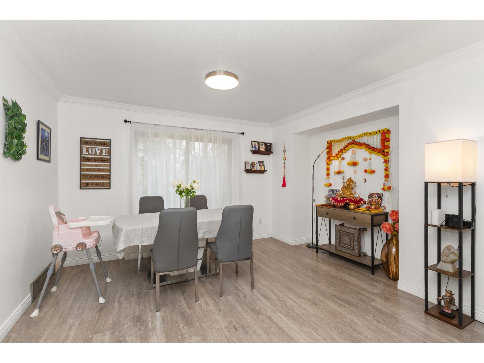 32507 Qualicum Place Place, Abbotsford, British Columbia