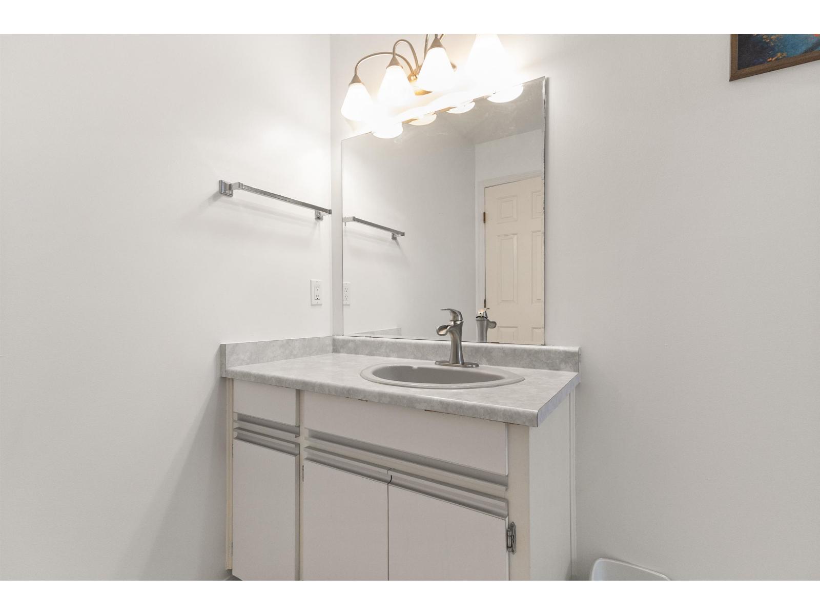 32507 Qualicum Place Place, Abbotsford, British Columbia