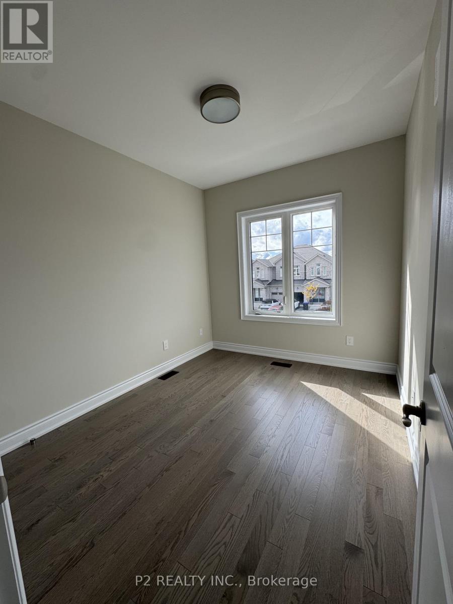 25 Periwinkle Road, Springwater (midhurst), Ontario