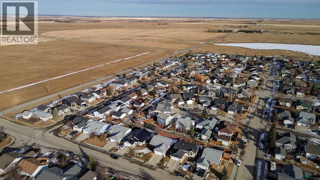 411 Strathford Boulevard, Strathmore, Alberta