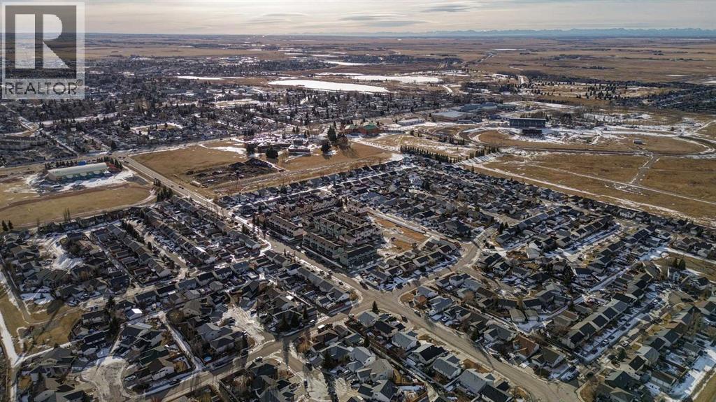 411 Strathford Boulevard, Strathmore, Alberta