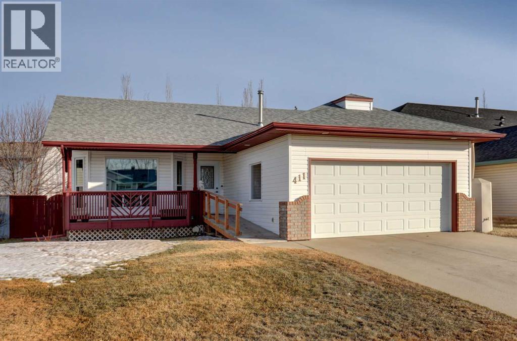 411 Strathford Boulevard, Strathmore, Alberta