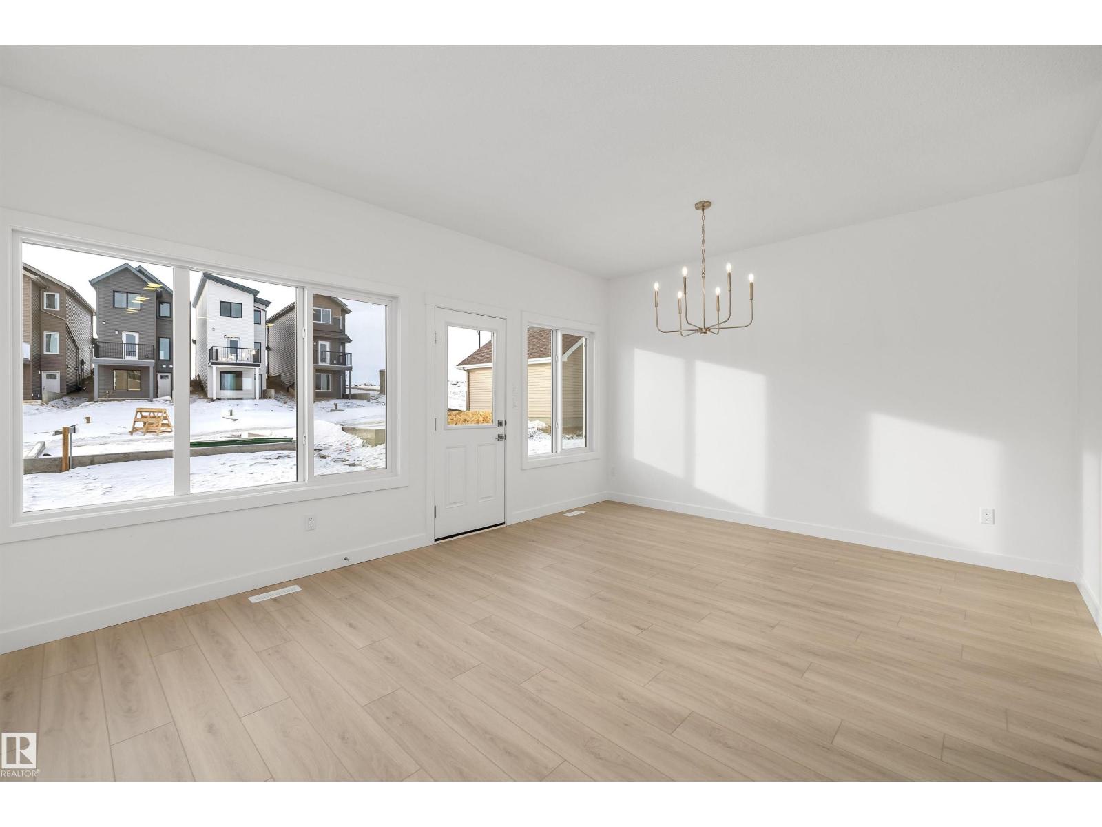 4592 Warbler Lo Nw, Edmonton, Alberta