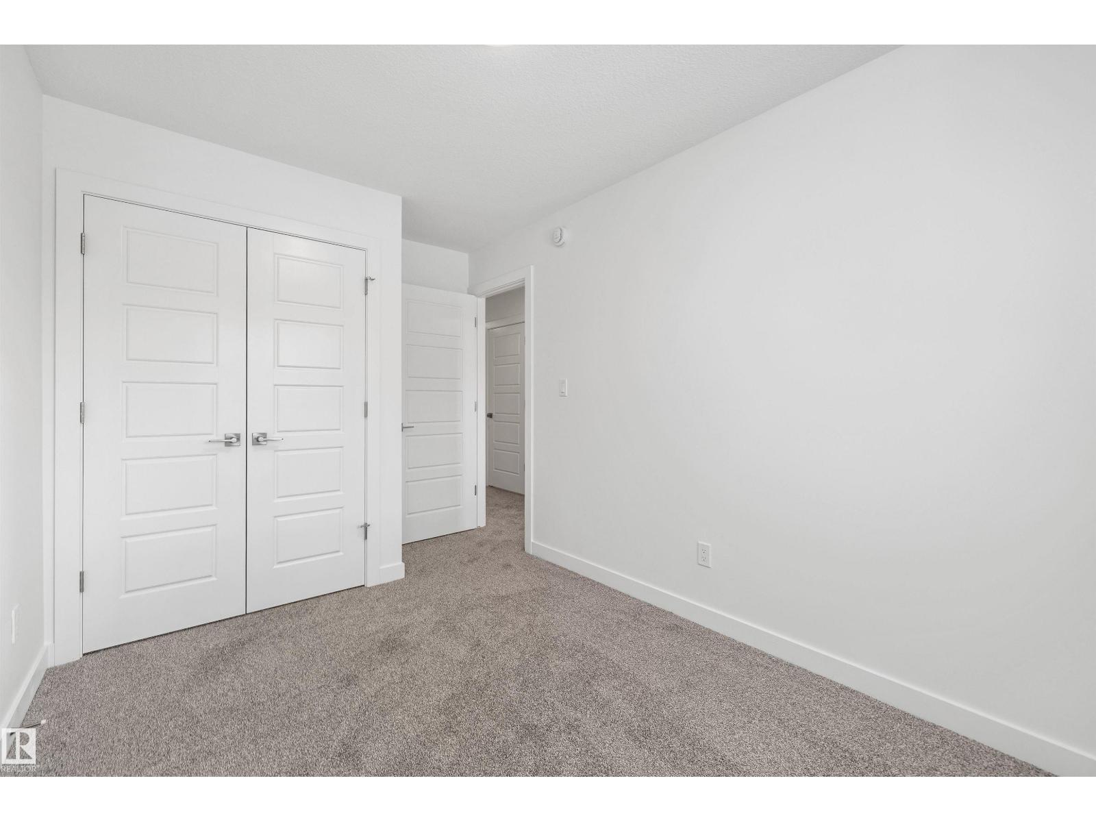 4592 Warbler Lo Nw, Edmonton, Alberta