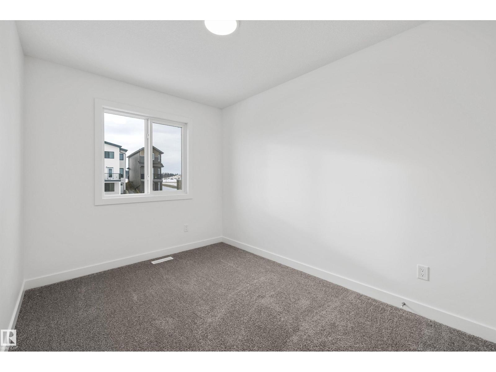 4592 Warbler Lo Nw, Edmonton, Alberta