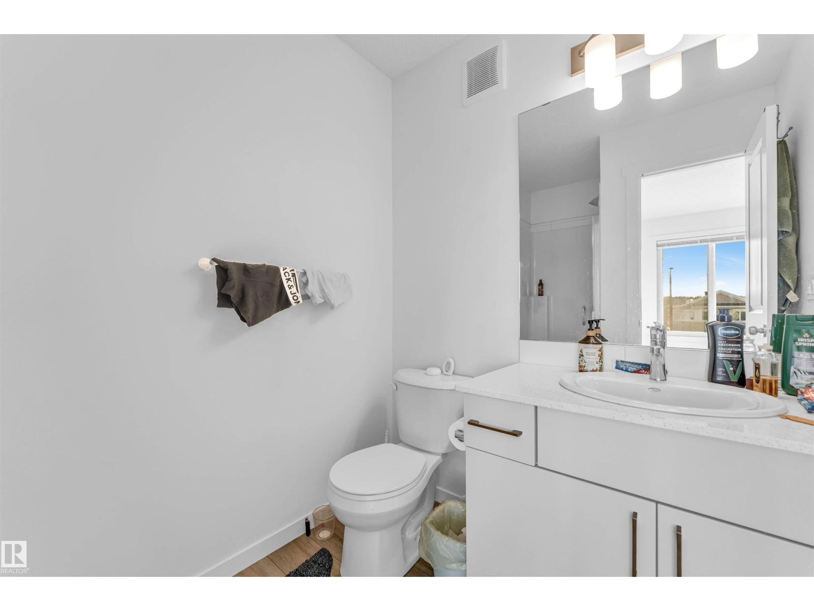 1106 Aster Bv Nw, Edmonton, Alberta