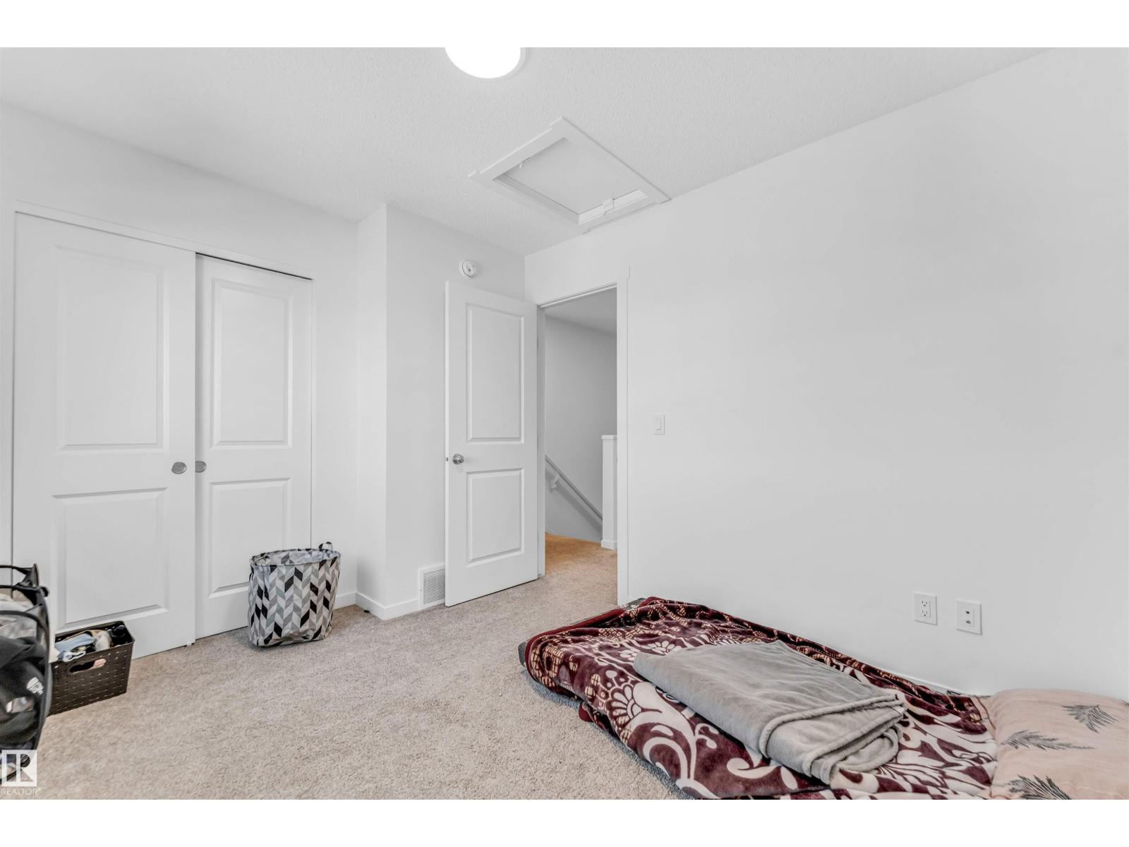 1106 Aster Bv Nw, Edmonton, Alberta