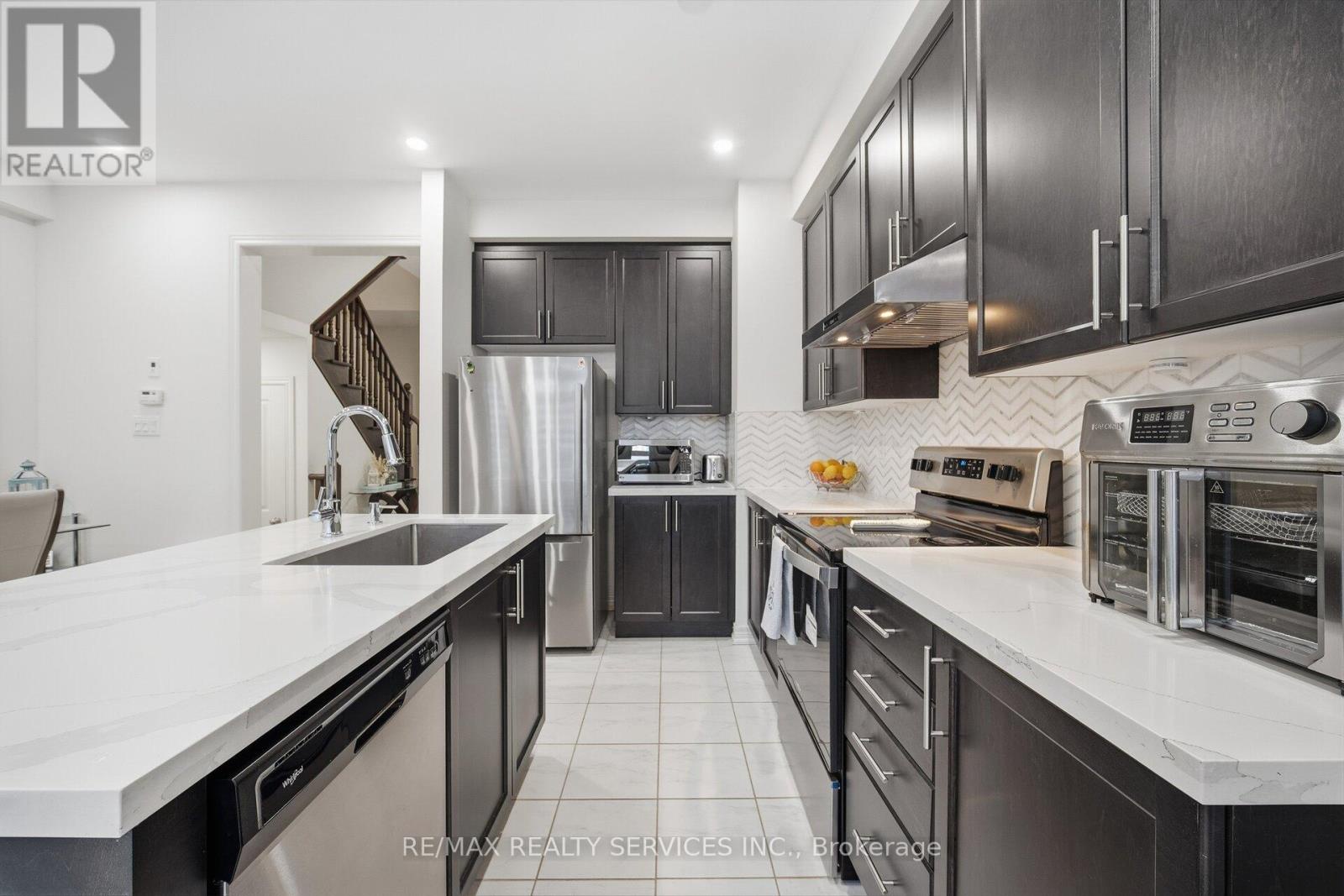 127 Adventura Road, Brampton (northwest Brampton), Ontario