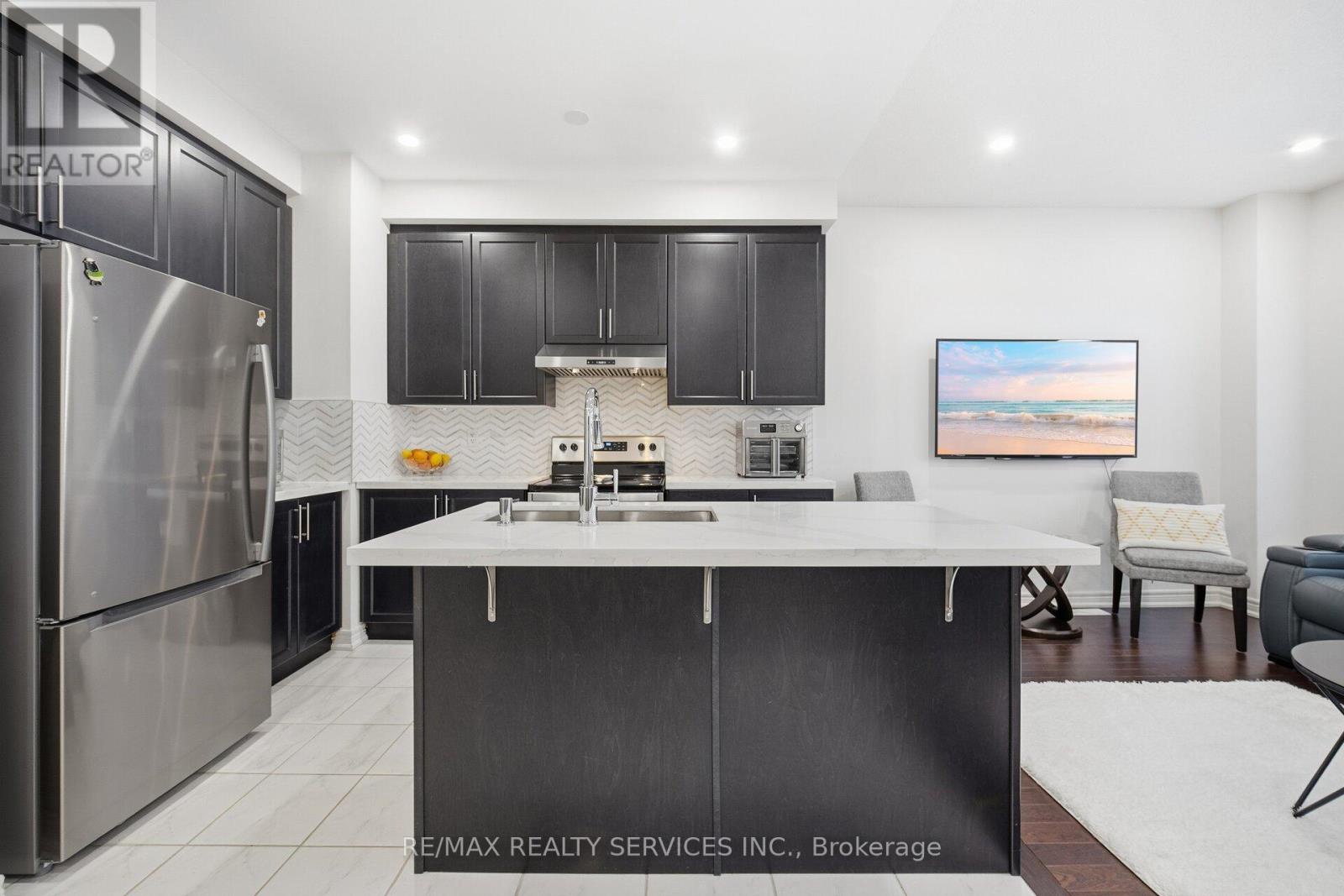 127 Adventura Road, Brampton (northwest Brampton), Ontario