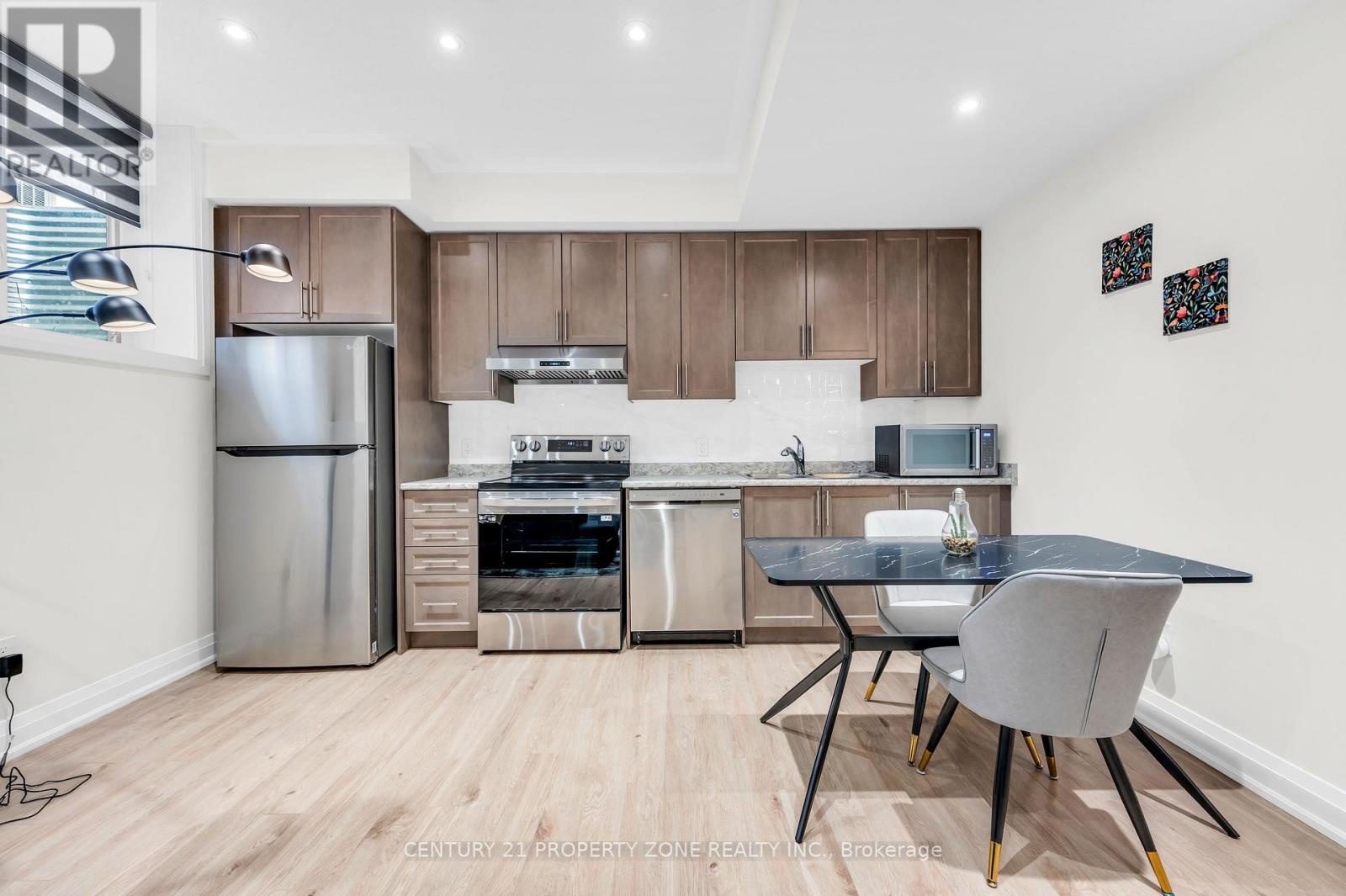 12 Trellanock Road, Brampton (bram West), Ontario