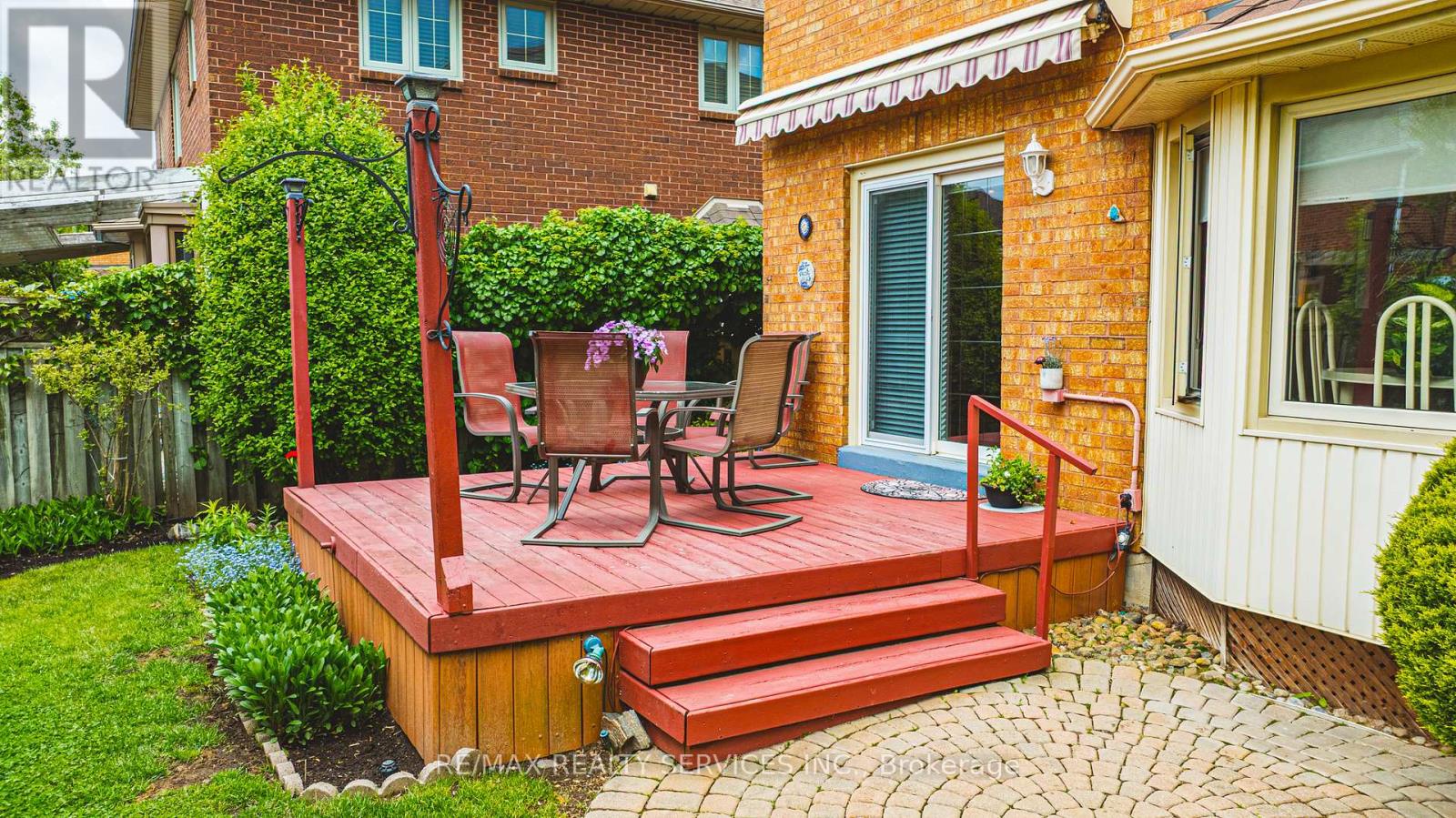 17 Cox Crescent, Brampton (northwood Park), Ontario