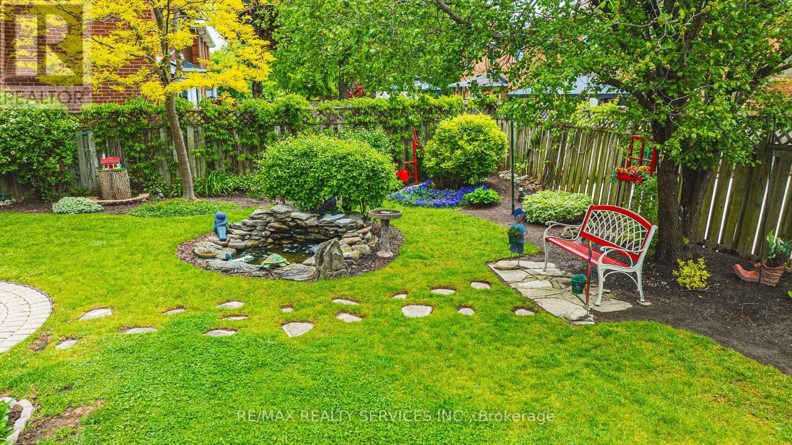 17 Cox Crescent, Brampton (northwood Park), Ontario