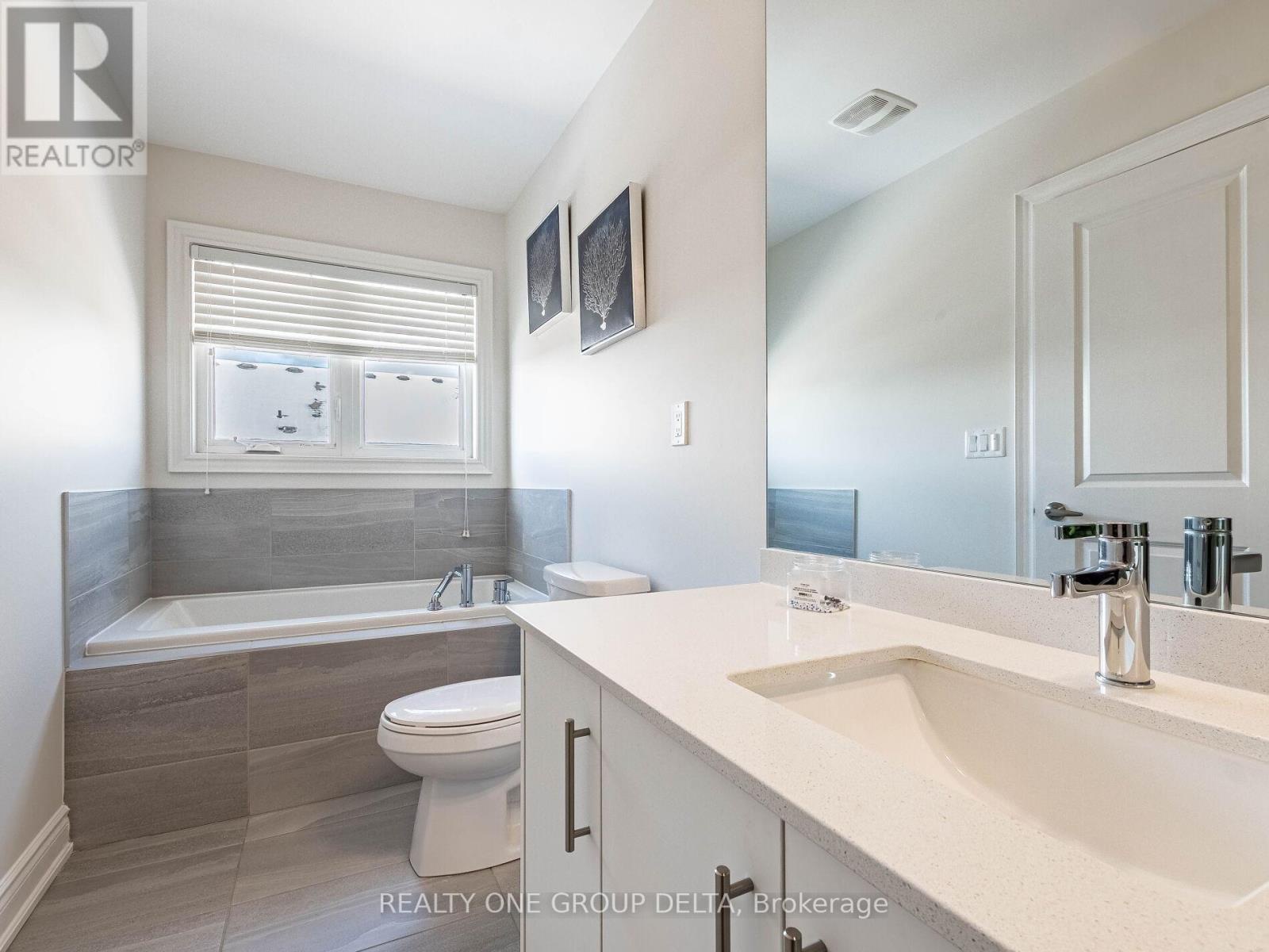 . - 6 Quinton Ridge, Brampton (bram West), Ontario