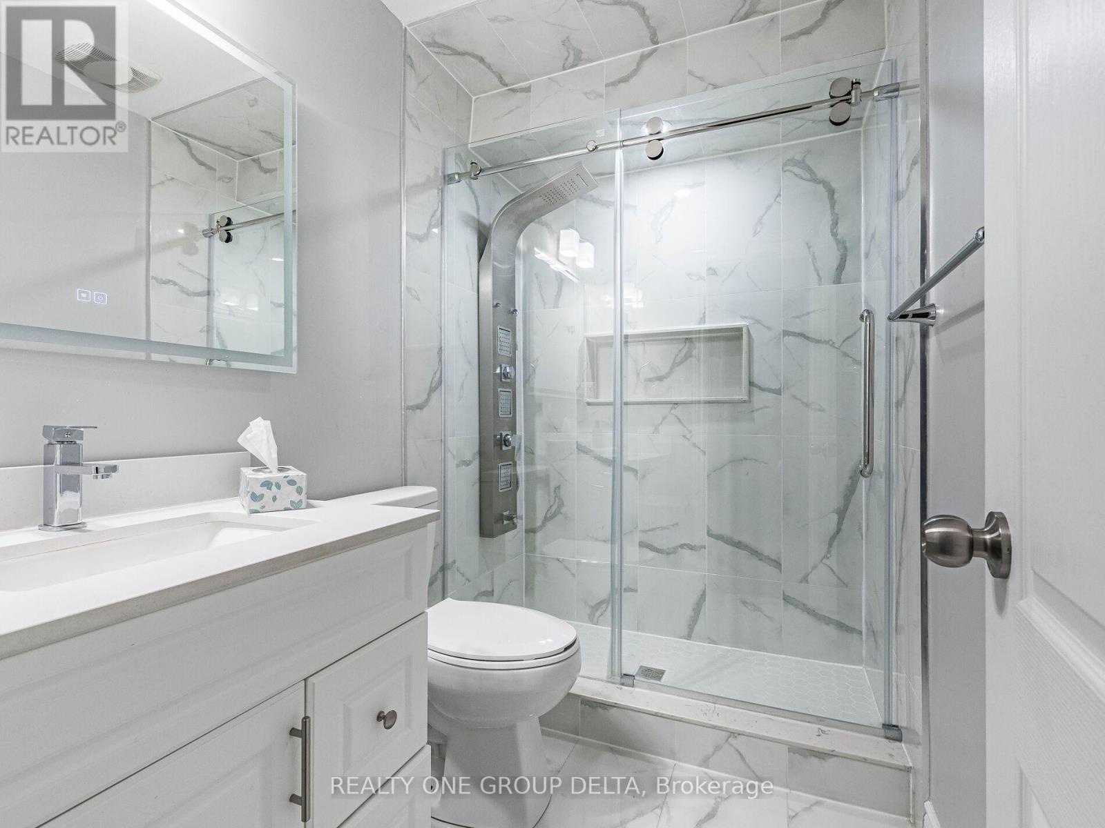 . - 6 Quinton Ridge, Brampton (bram West), Ontario