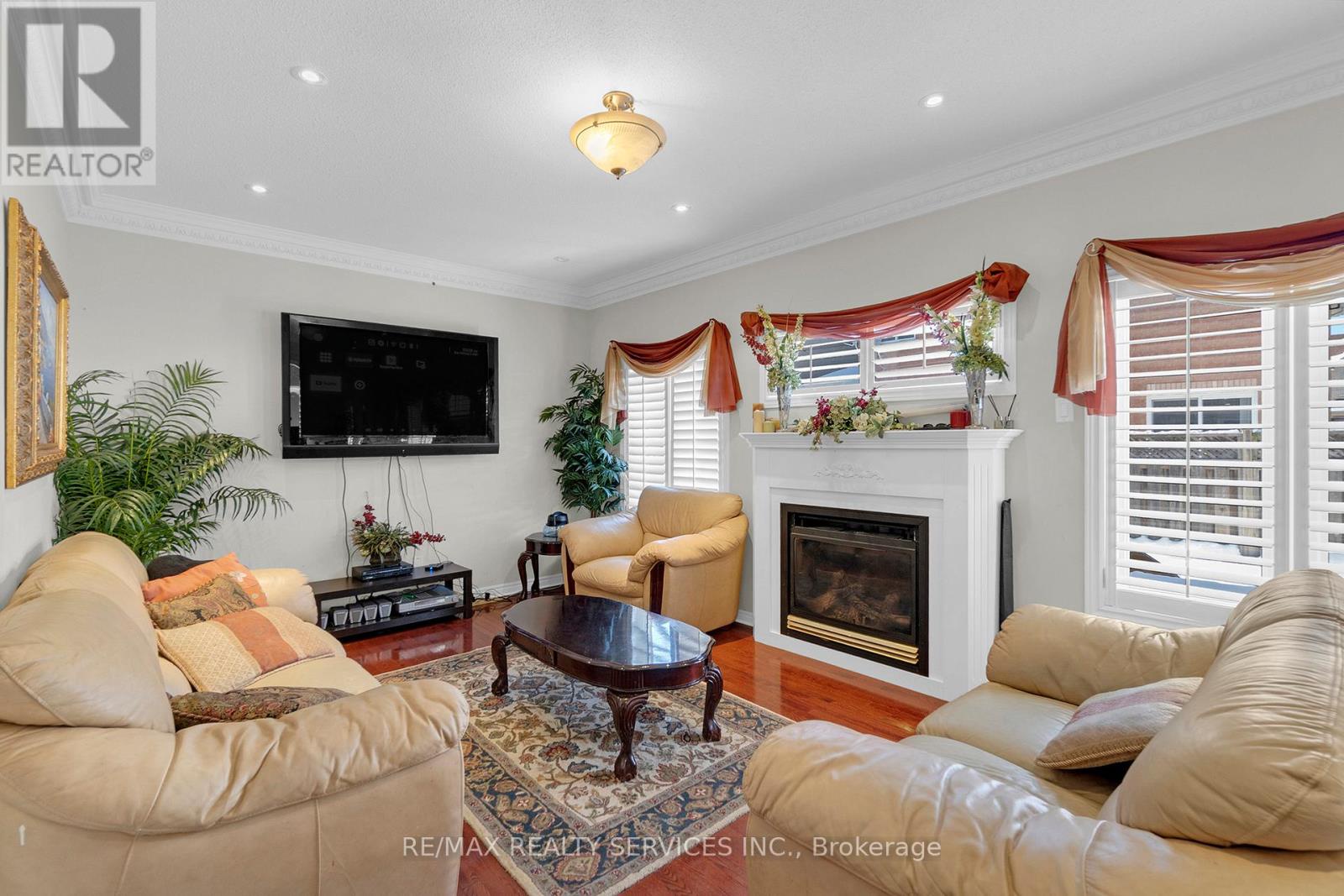 43 Masters Green Crescent, Brampton (snelgrove), Ontario